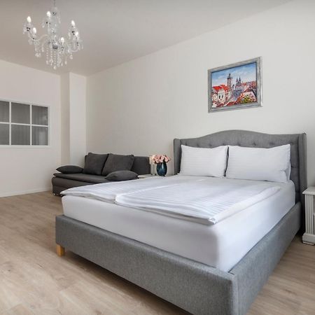 Prague Serenity Suites And Apartments المظهر الخارجي الصورة