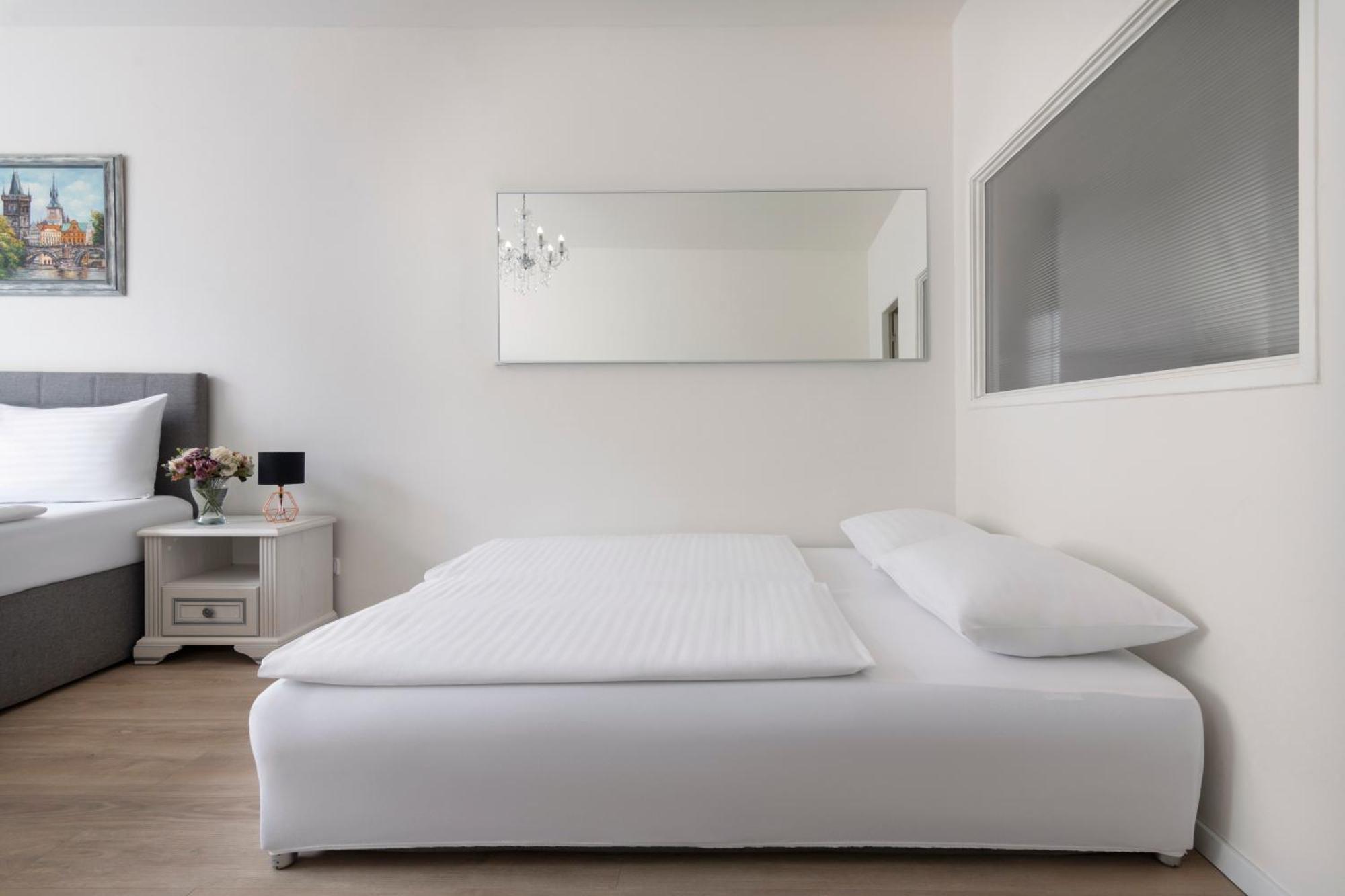 Prague Serenity Suites And Apartments المظهر الخارجي الصورة